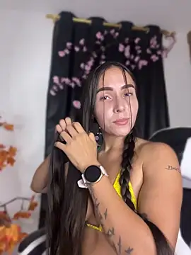 Scarlett05 online show from June 25, 2026, 2:09 am