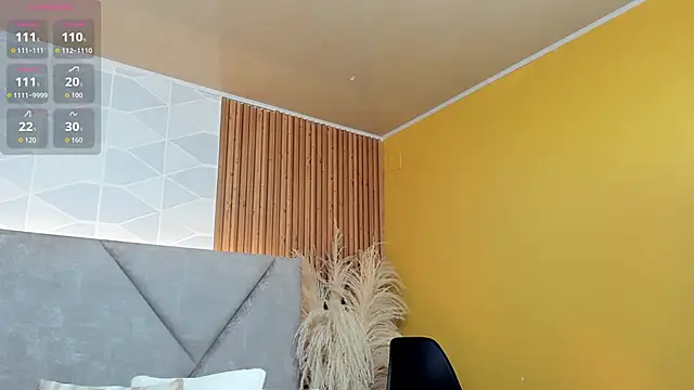 Brunnette Sensation online show from November 18, 2025, 6:22 pm