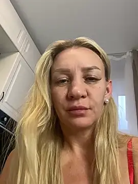 Snapshot of Bellissa_ chatting on July 5, 2026, 2:02 pm Bellissa online show from July 5, 2026, 2:02 pm