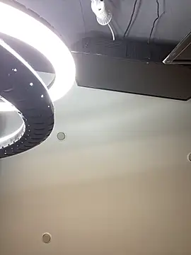 Bellissa  online show from March 17, 2026, 2:09 pm