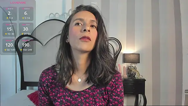 MiaAmore  online show from May 8, 2026, 6:56 pm