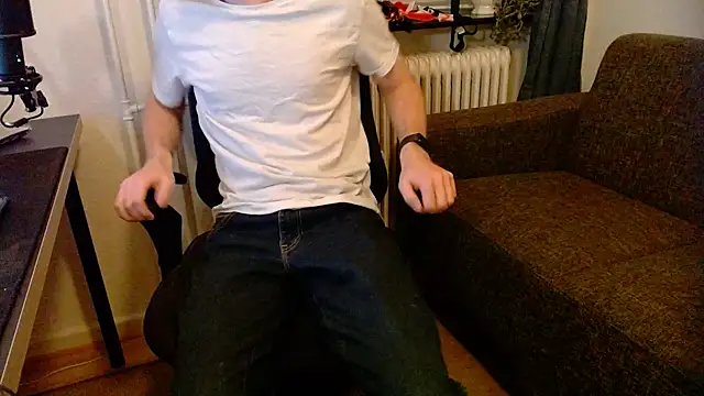 ChefDeLust online show from October 31, 2025, 6:04 pm