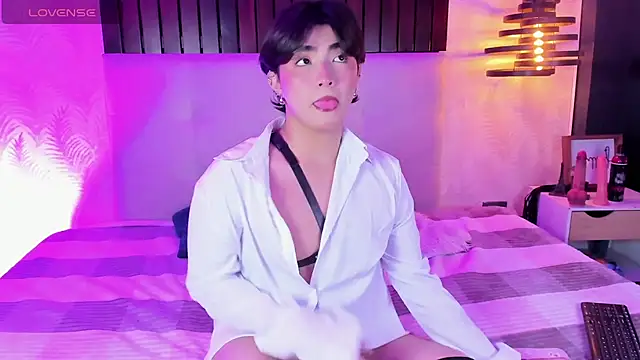 Creamy Angelo online show from October 10, 2025, 8:20 pm