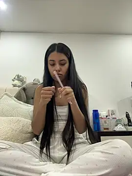 Victoria alson online show from July 5, 2026, 4:19 am