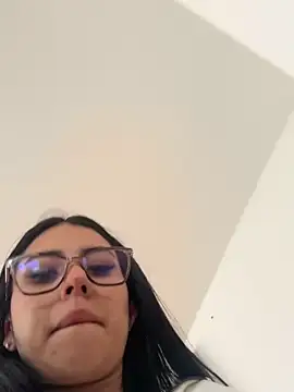 Victoria alson online show from December 20, 2025, 6:33 pm