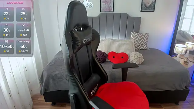 amaia monet online show from October 1, 2025, 7:40 pm