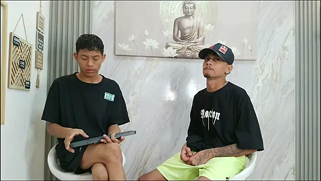 Snapshot of BEAUTY_BOYS1 chatting on February 5, 2026, 7:15 am BEAUTY BOYS1 online show from February 5, 2026, 7:15 am