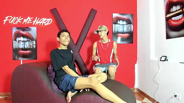 Snapshot of BEAUTY_BOYS1 chatting on February 27, 2026, 10:09 pm BEAUTY BOYS1 online show from February 27, 2026, 10:09 pm