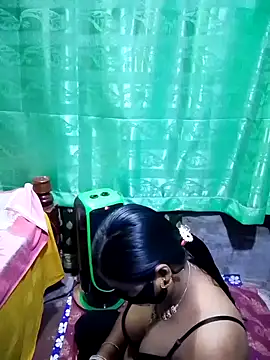 Mistompa24 online show from November 28, 2025, 3:56 pm