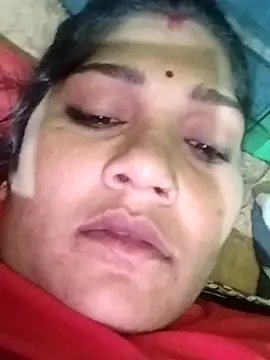 Snapshot of Rakhi_j chatting on November 17, 2025, 11:31 pm Rakhi j online show from November 17, 2025, 11:31 pm