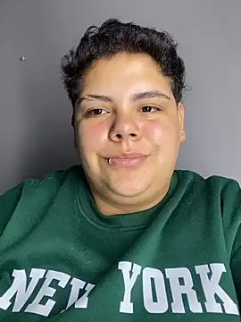 Snapshot of Hailey_Curvy chatting on August 2, 2026, 11:24 pm Hailey Curvy online show from August 2, 2026, 11:24 pm