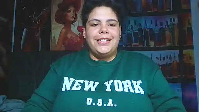 Snapshot of Hailey_Curvy chatting on July 5, 2026, 4:19 am Hailey Curvy online show from July 5, 2026, 4:19 am