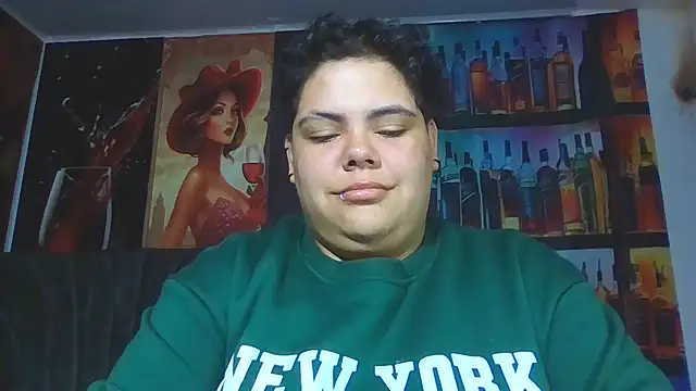 Snapshot of Hailey_Curvy chatting on June 29, 2026, 8:21 am Hailey Curvy online show from June 29, 2026, 8:21 am
