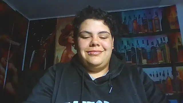 Snapshot of Hailey_Curvy chatting on July 16, 2026, 2:19 am Hailey Curvy online show from July 16, 2026, 2:19 am