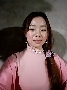 milo123-xx online show from February 9, 2026, 3:54 pm