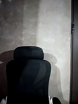 milo123-xx online show from February 28, 2026, 12:16 pm