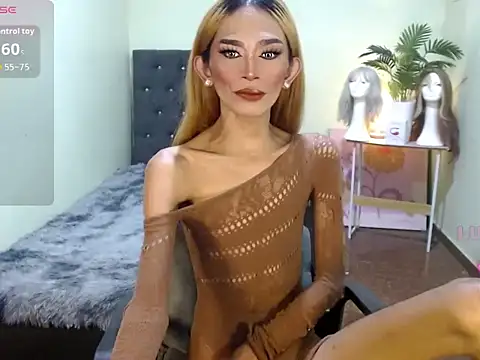 itsmeMonicaloove69 online show from February 4, 2026, 7:58 am