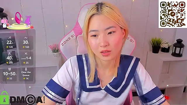 Aisi 18 online show from November 19, 2025, 12:54 am