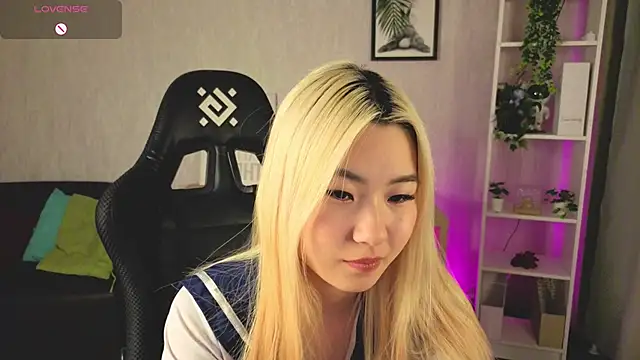 Aisi 18 online show from February 3, 2026, 12:21 am