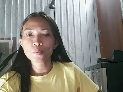 pinayhotii online show from October 28, 2025, 1:10 pm