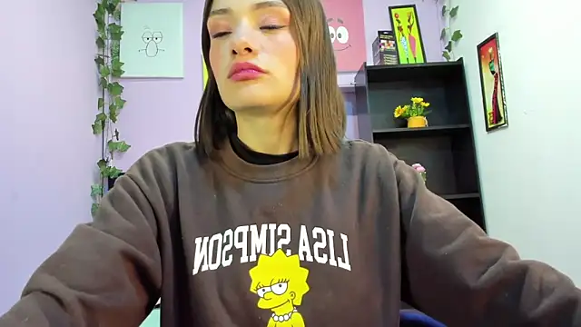 Tammy Thompson  online show from October 21, 2025, 12:59 pm