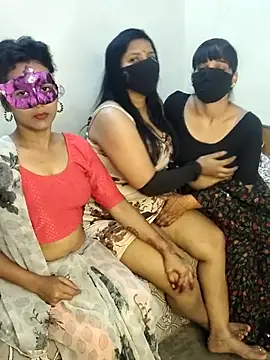 Hot modal online show from October 29, 2025, 4:28 pm