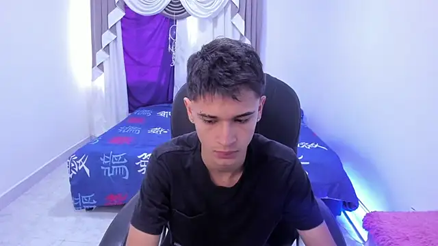 Aron Boyy online show from October 23, 2025, 7:45 pm