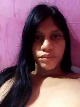 Snapshot of chiquitaputa chatting on April 3, 2026, 3:35 am chiquitaputa online show from April 3, 2026, 3:35 am