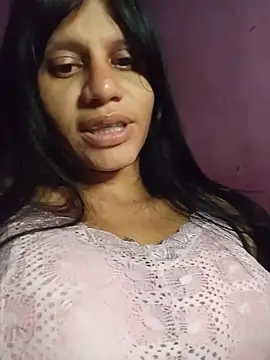 Snapshot of chiquitaputa chatting on August 10, 2026, 3:35 am chiquitaputa online show from August 10, 2026, 3:35 am