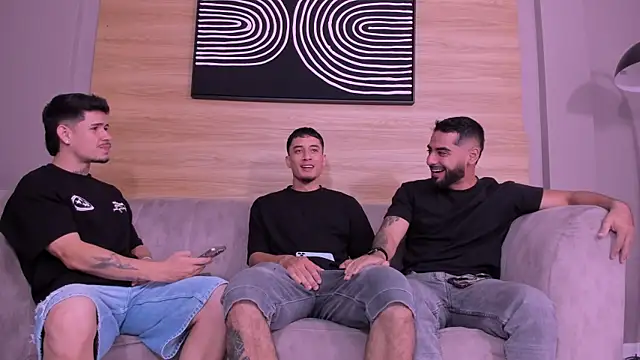 mike friends online show from June 18, 2026, 4:01 pm