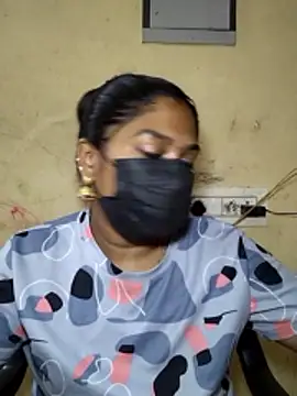 Tamil Attitude queen online show from April 15, 2026, 7:07 pm