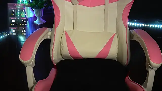 AnitaVon online show from November 6, 2025, 4:38 am