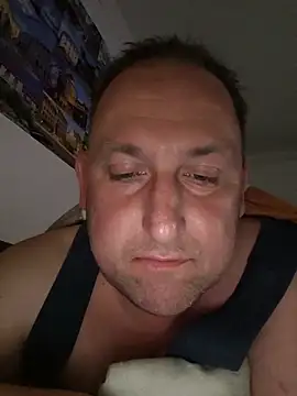 Snapshot of GenuineDedication42 chatting on March 11, 2026, 4:23 pm GenuineDedication42 online show from March 11, 2026, 4:23 pm