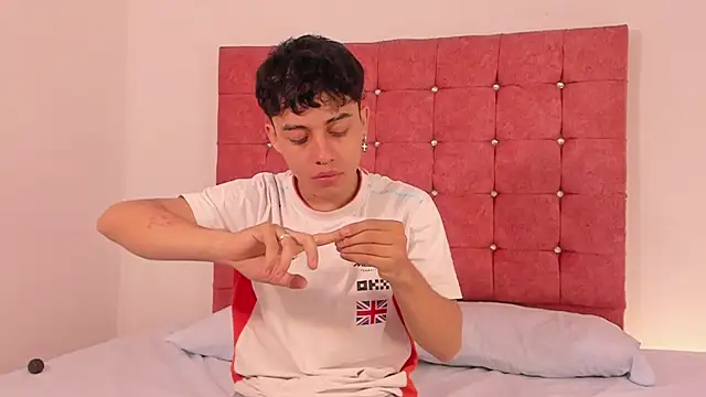 Dani rivass online show from November 29, 2025, 11:32 am