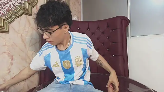 Dani rivass online show from September 18, 2025, 11:13 am