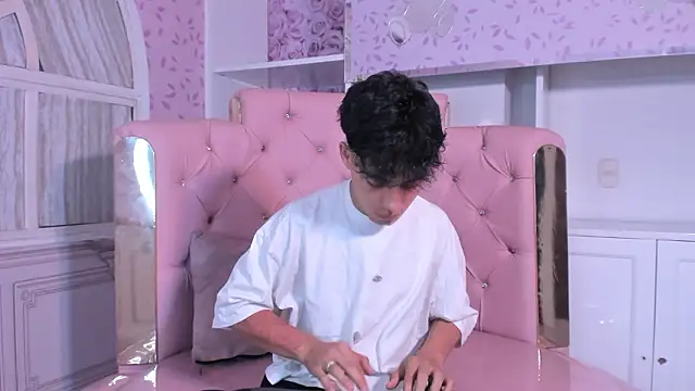 Dani rivass online show from March 23, 2026, 11:32 am