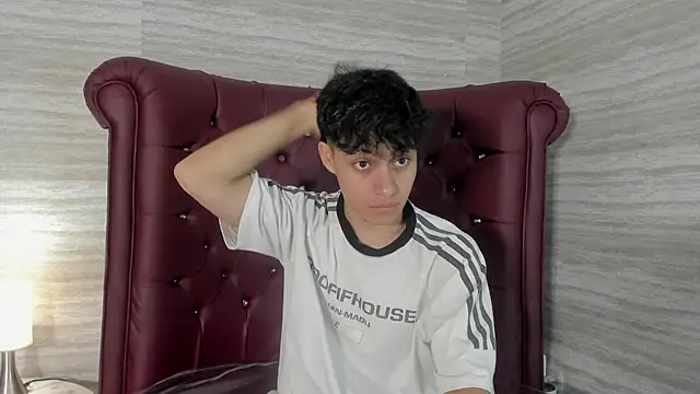 Dani rivass online show from February 15, 2026, 11:31 am