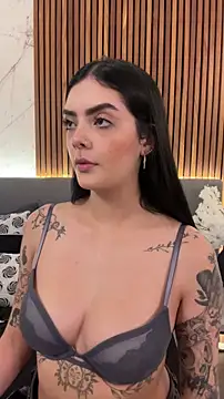AliceRitter online show from April 21, 2026, 10:16 pm