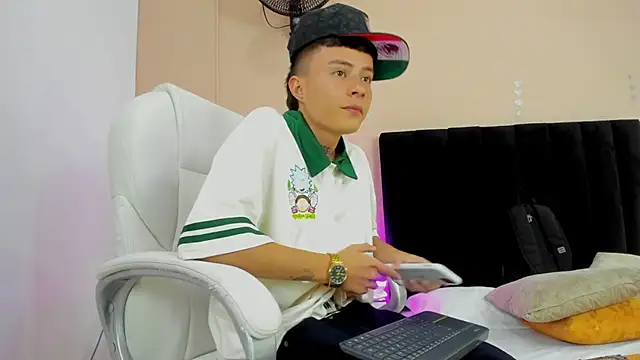 Nascary Fox online show from September 20, 2025, 8:25 pm