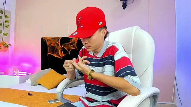 Nascary Fox online show from October 1, 2025, 7:51 pm