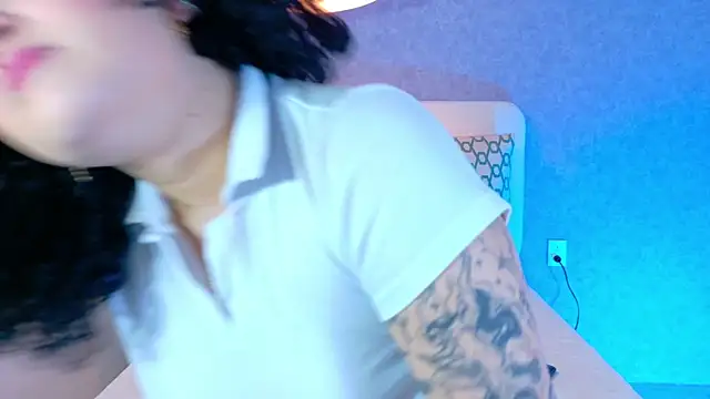 Tracielowe w online show from November 2, 2025, 3:22 am