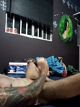 Snapshot of jstrong81 chatting on January 14, 2026, 2:59 am jstrong81 online show from January 14, 2026, 2:59 am