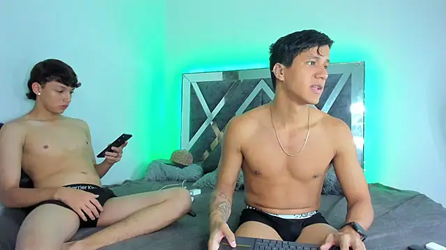 Snapshot of Robertmiller21 chatting on February 21, 2026, 6:21 pm Robertmiller21 online show from February 21, 2026, 6:21 pm