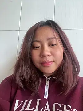 Snapshot of maianhcute chatting on March 5, 2026, 9:50 am maianhcute online show from March 5, 2026, 9:50 am