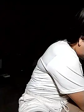 venu00 online show from March 20, 2026, 12:50 pm