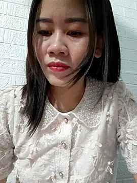 Singlemom69x online show from November 4, 2025, 12:25 am