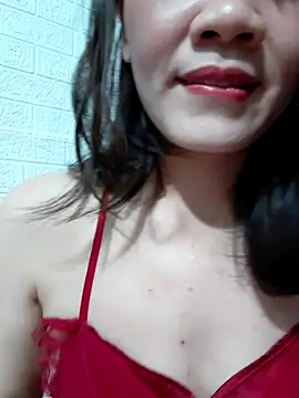 Singlemom69x online show from June 23, 2026, 1:53 pm