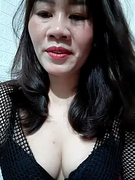 Singlemom69x online show from July 10, 2026, 1:49 am