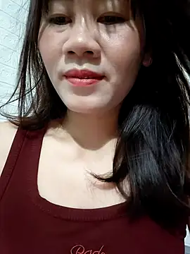 Singlemom69x online show from July 6, 2026, 1:12 am