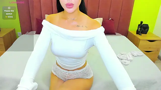 Snapshot of Jennifer_Munoz chatting on July 24, 2026, 1:34 am Jennifer Munoz online show from July 24, 2026, 1:34 am